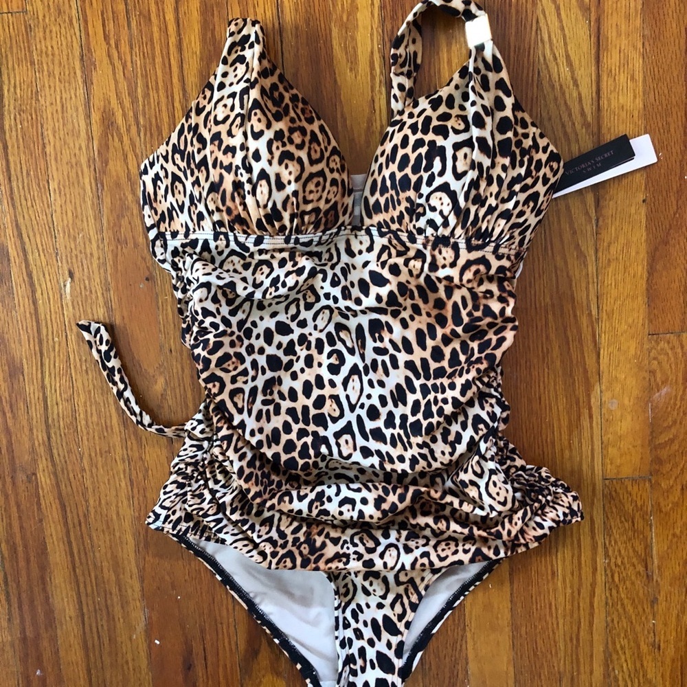 Leopard one piece